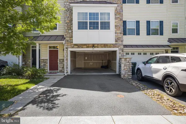 35 MUNRO RD, Newark, DE 19711