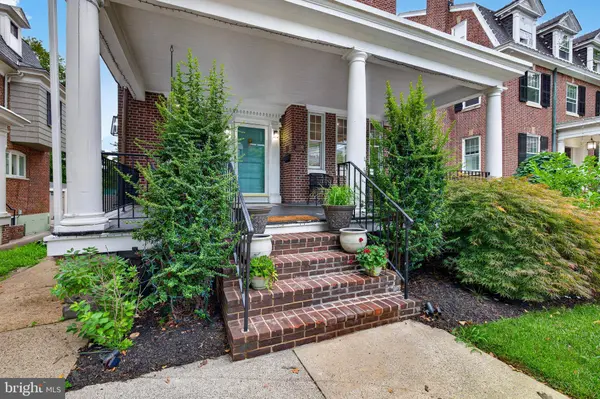 1110 N BROOM ST, Wilmington, DE 19806