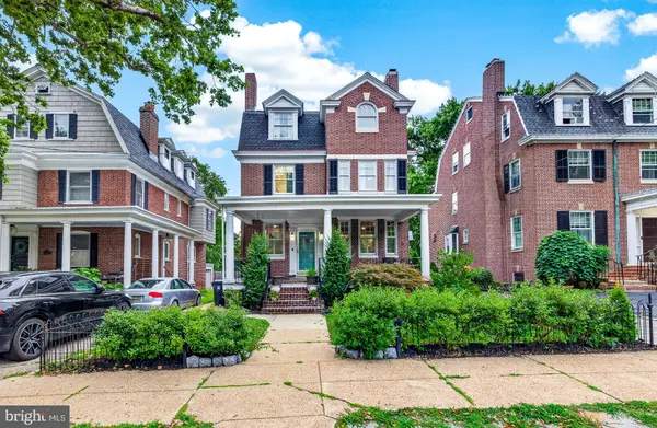 1110 N BROOM ST, Wilmington, DE 19806