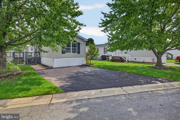1214 DONNA MARIE WAY #609, Bear, DE 19701