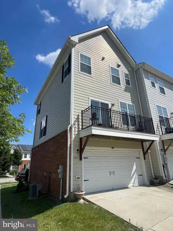 4411 MAPLE WOOD DR, Baltimore, MD 21229