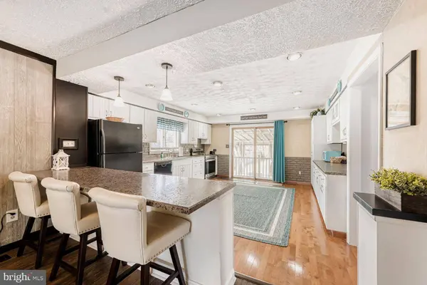 8 SEABRIGHT AVE, Baltimore, MD 21222