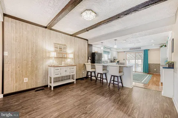 8 SEABRIGHT AVE, Baltimore, MD 21222