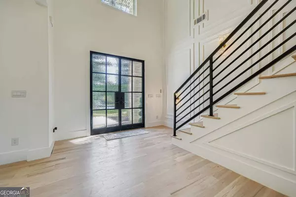 2635 Beverly LN, Snellville, GA 30078