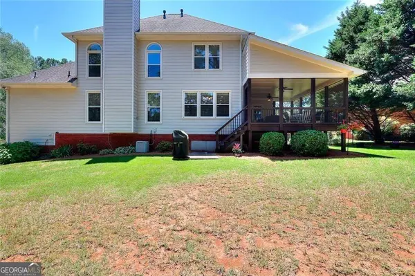 781 Templeton DR, Loganville, GA 30052