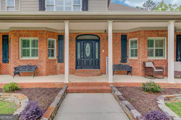 5040 Fawn Valley DR, Loganville, GA 30052