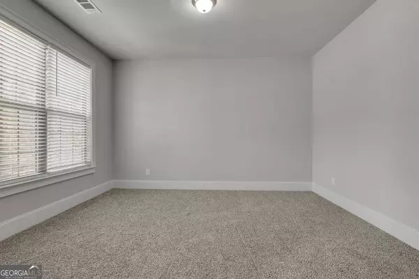 410 Live Oak PASS, Loganville, GA 30052