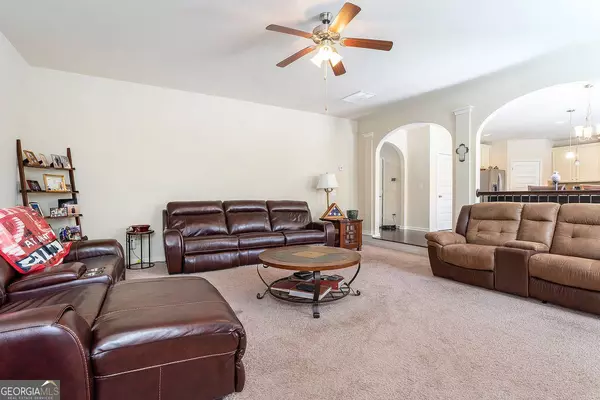 503 Starmist CT, Loganville, GA 30052