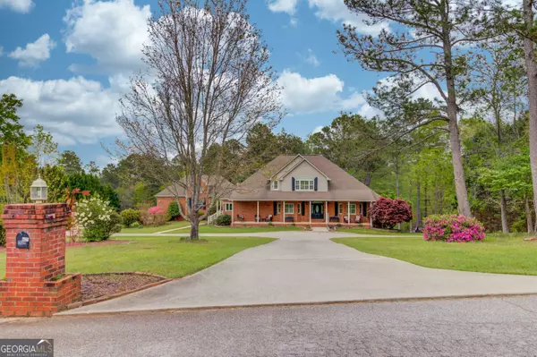 5040 Fawn Valley DR, Loganville, GA 30052