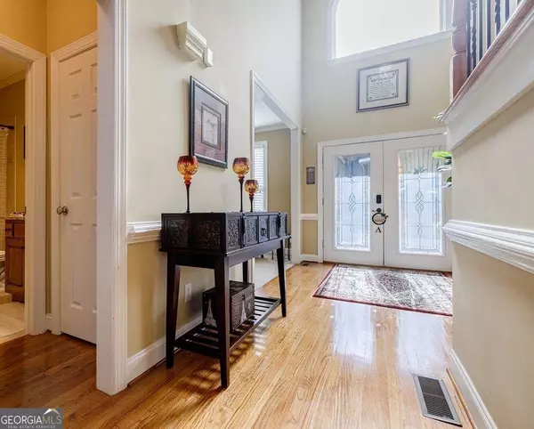 3041 Cadbury TRL, Snellville, GA 30039