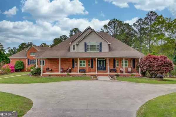 5040 Fawn Valley DR, Loganville, GA 30052