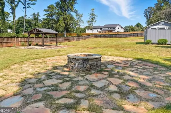 810 Eagle Crossing DR, Lawrenceville, GA 30044