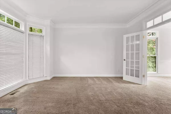 2524 Dunhaven GLN, Snellville, GA 30078