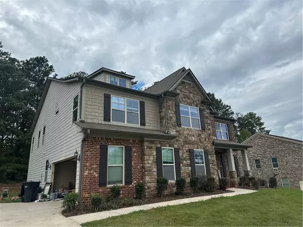 2304 Northglenn CT, Conyers, GA 30013