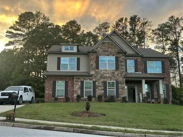 2304 Northglenn CT, Conyers, GA 30013