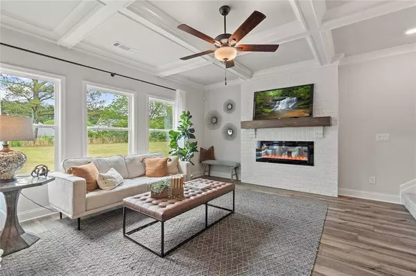 39 Cardinal Pond LN, Winder, GA 30680