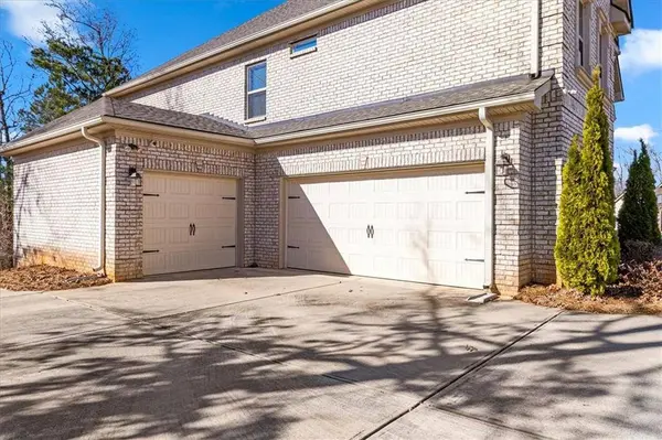 191 Crystal Lake BLVD, Hampton, GA 30228
