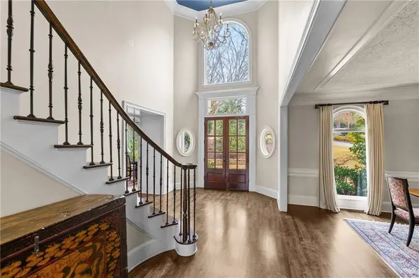 960 Tiverton LN, Alpharetta, GA 30022