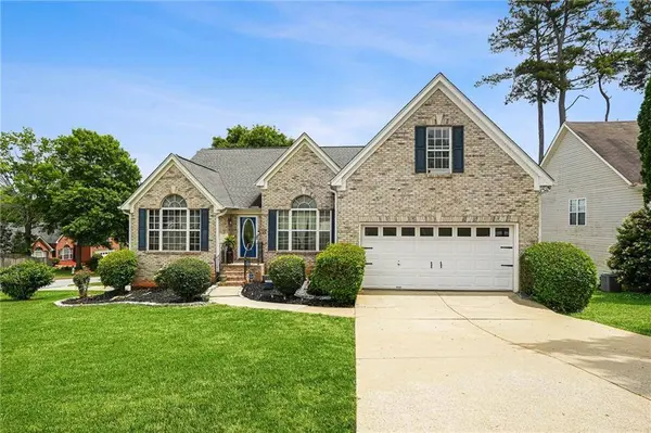 220 Cedarhurst RD, Lawrenceville, GA 30045