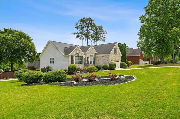 220 Cedarhurst RD, Lawrenceville, GA 30045
