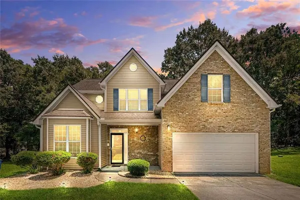 2432 Temple View DR, Snellville, GA 30078