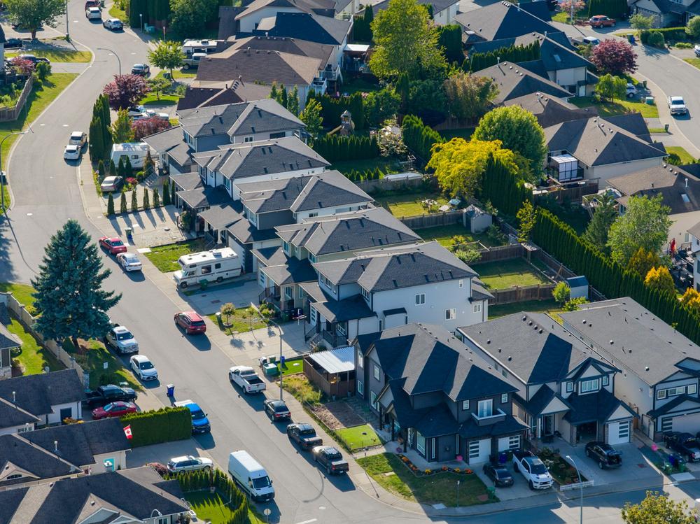 Aerial view of a Nassau County residential neighborhood
