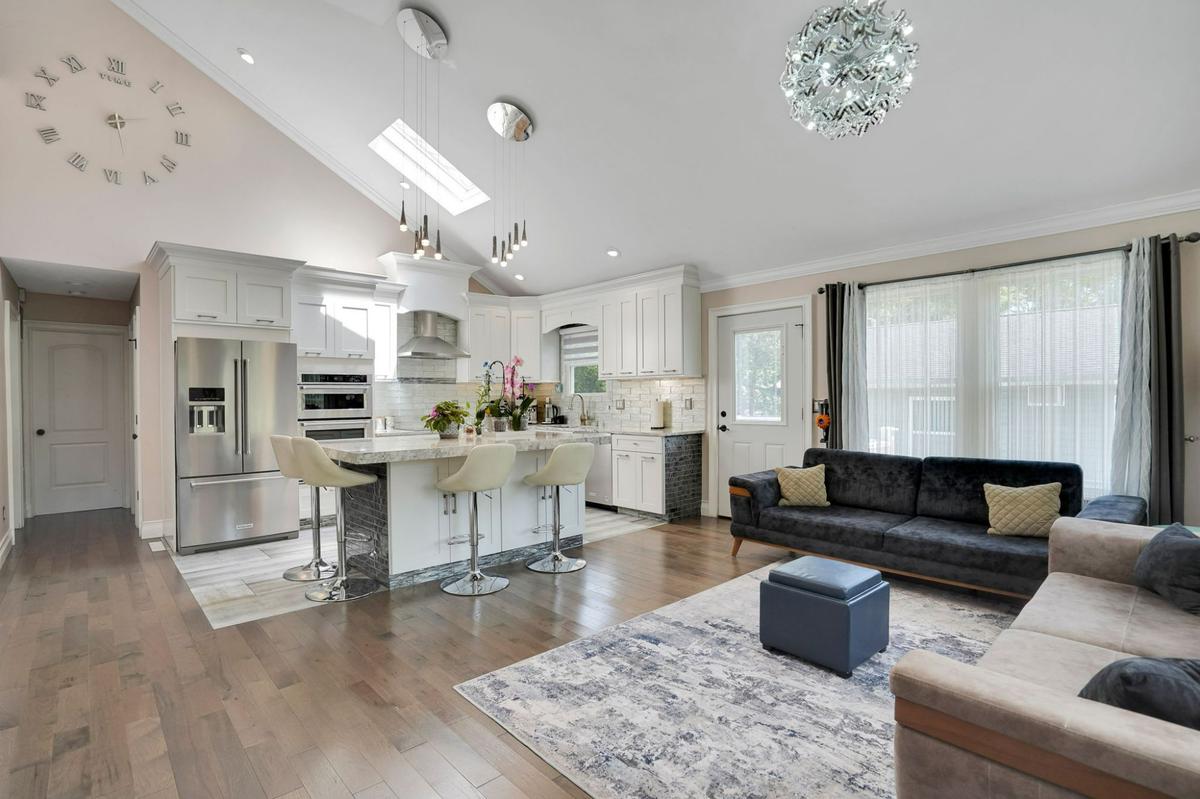 11-web-or-mls-13076 Final 0011