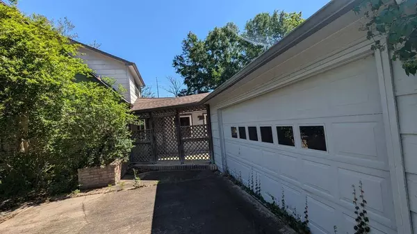 7111 River Mill DR, Spring, TX 77379