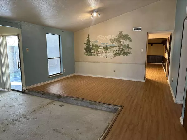 2714 Killdeer LN, Humble, TX 77396