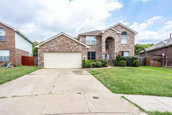 2708 Castlecove Drive, Grand Prairie, TX 75052