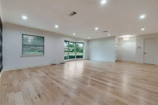 1524 Boca Chica Drive, Dallas, TX 75232