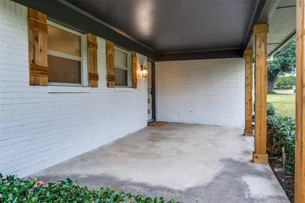 1524 Boca Chica Drive, Dallas, TX 75232