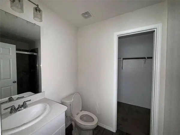 1413 Ganado Drive, Forney, TX 75126