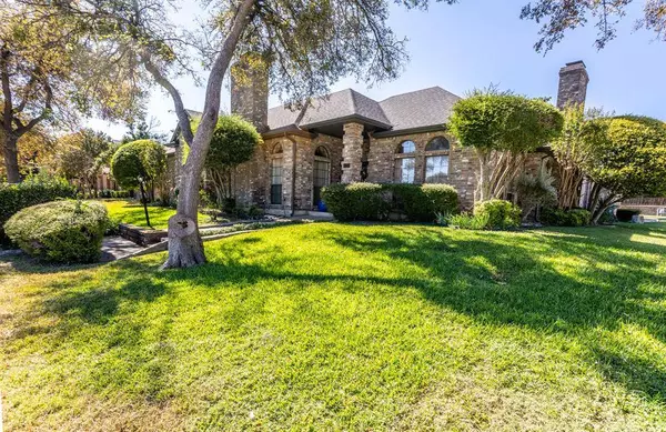 529 Bent Creek Drive, Desoto, TX 75115