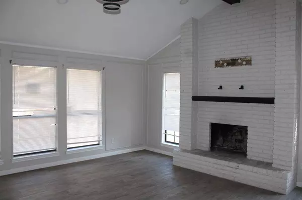 1663 Riverway Bend Circle, Dallas, TX 75217