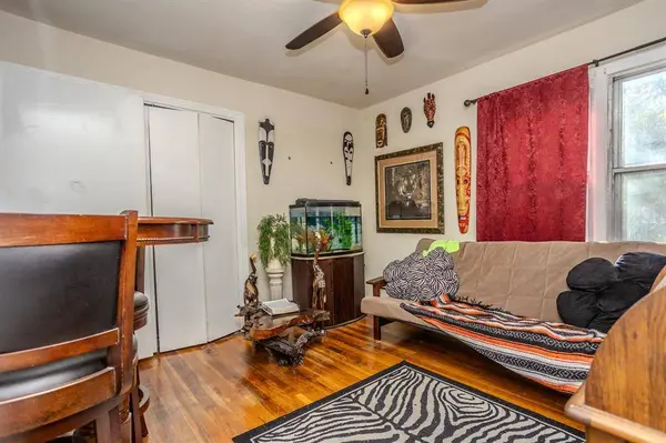 5122 Patonia Avenue, Dallas, TX 75241