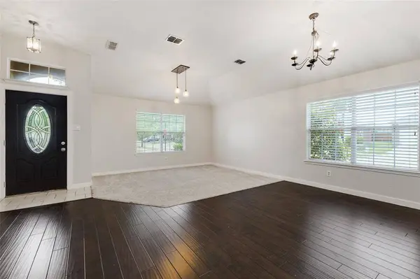 4034 Heavenly Way, Heartland, TX 75126