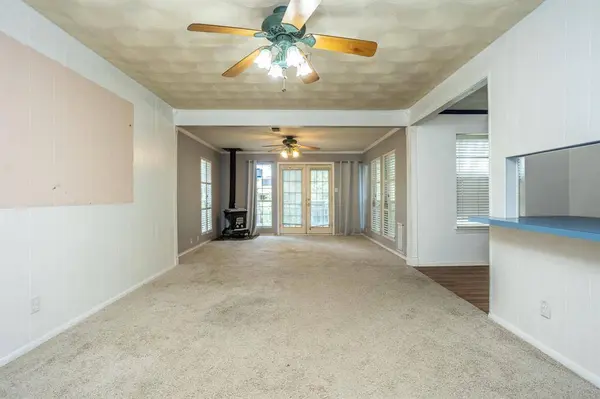 410 E Mona Avenue, Duncanville, TX 75137