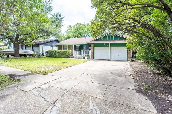 410 E Mona Avenue, Duncanville, TX 75137