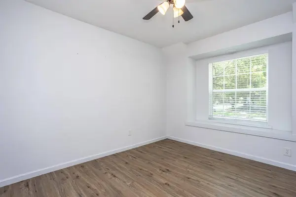 809 Wood River Road, Dallas, TX 75232
