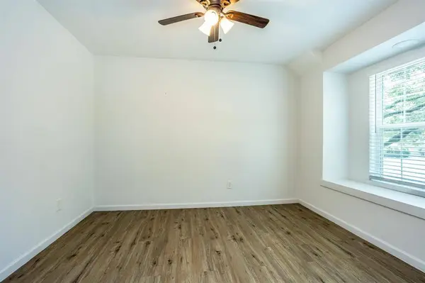 809 Wood River Road, Dallas, TX 75232