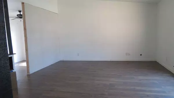 3833 Hackberry Lane, Bedford, TX 76021