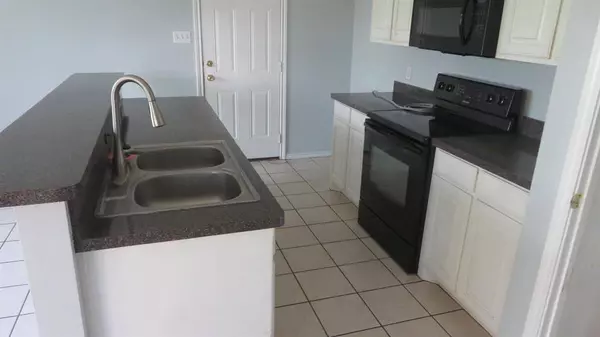 503 Mesquite Drive, Rio Vista, TX 76093