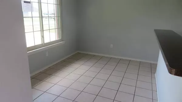 503 Mesquite Drive, Rio Vista, TX 76093