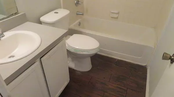 5912 Tinsley Drive, Arlington, TX 76017