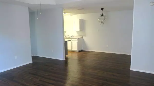 5912 Tinsley Drive, Arlington, TX 76017