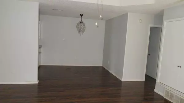 5912 Tinsley Drive, Arlington, TX 76017