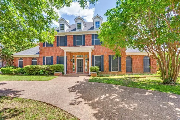 1309 Wedgewood Drive, Cleburne, TX 76033