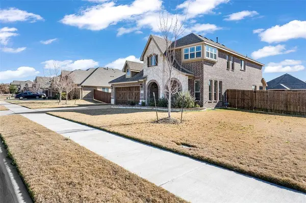 1156 Richard Pittmon Lane, Desoto, TX 75115