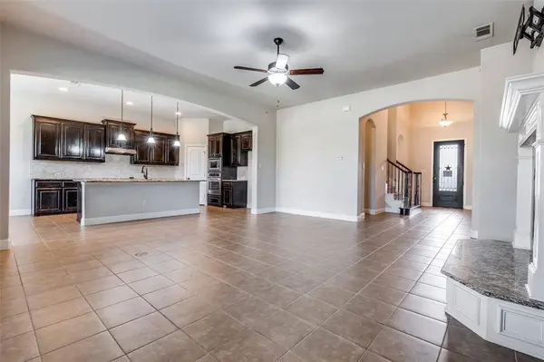 4005 Orchard Park Lane, Midlothian, TX 76065